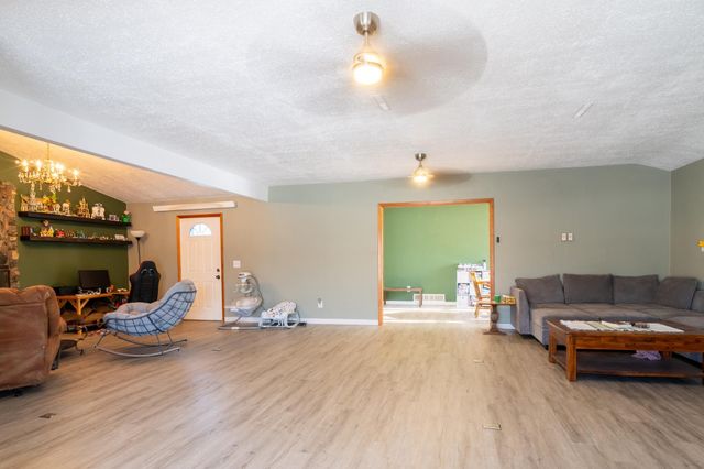 1380 Central Avenue N, Valley City, ND 58072