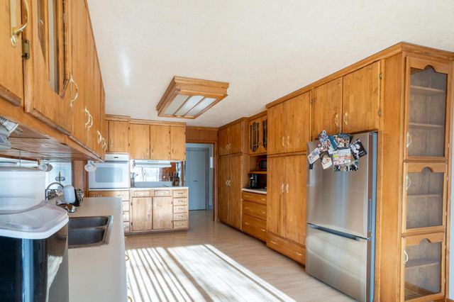 1380 Central Avenue N, Valley City, ND 58072