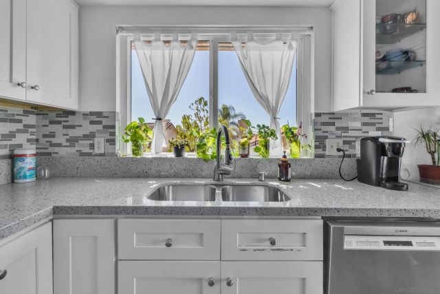 477 Rancho Vista, Vista, CA 92083