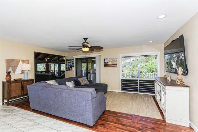 95-173 Waikalani Drive, Mililani, HI 96789