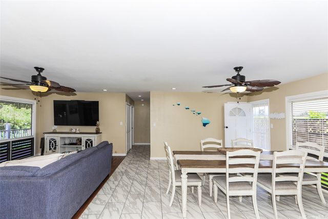 95-173 Waikalani Drive, Mililani, HI 96789