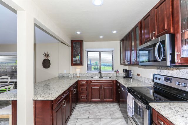 95-173 Waikalani Drive, Mililani, HI 96789