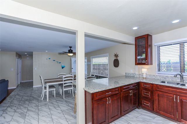 95-173 Waikalani Drive, Mililani, HI 96789
