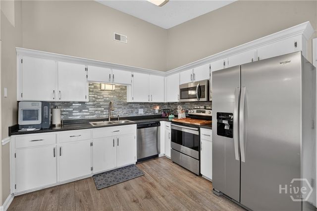 846 Ridgewood Way, Hinesville, GA 31313