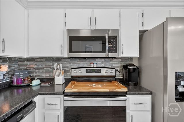 846 Ridgewood Way, Hinesville, GA 31313