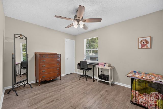 846 Ridgewood Way, Hinesville, GA 31313
