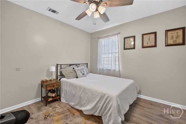 846 Ridgewood Way, Hinesville, GA 31313