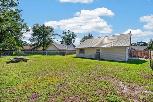 846 Ridgewood Way, Hinesville, GA 31313