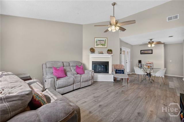 846 Ridgewood Way, Hinesville, GA 31313