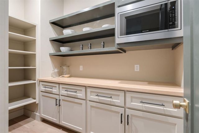 7325 Skipping Stone Drive, Edmond, OK 73034