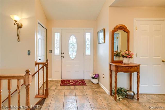 10047 Fox Run Drive, Davison, MI 48423