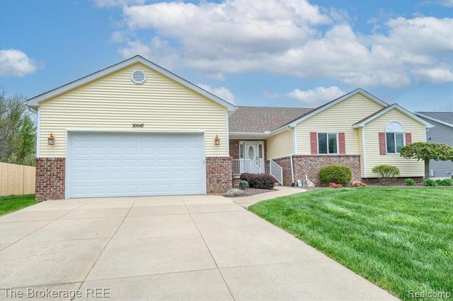 10047 Fox Run Drive, Davison, MI 48423