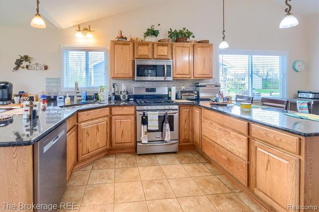10047 Fox Run Drive, Davison, MI 48423