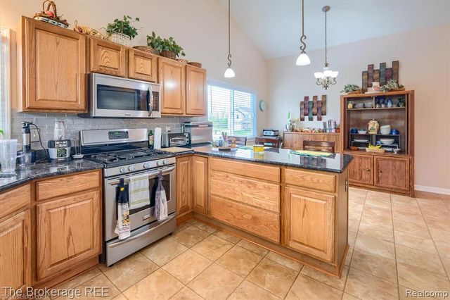 10047 Fox Run Drive, Davison, MI 48423