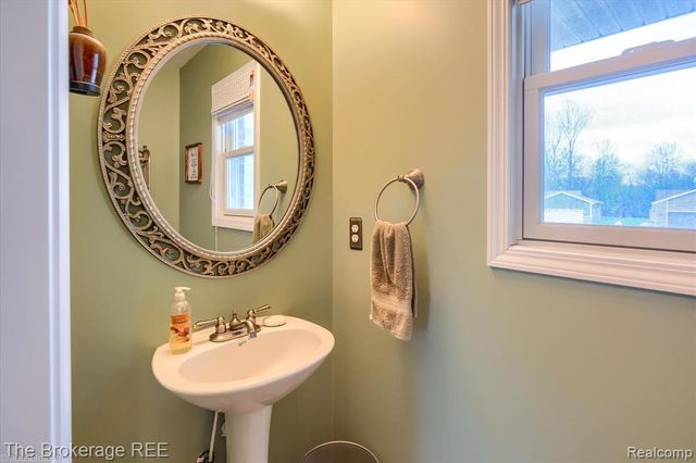 10047 Fox Run Drive, Davison, MI 48423
