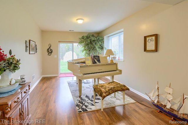 10047 Fox Run Drive, Davison, MI 48423