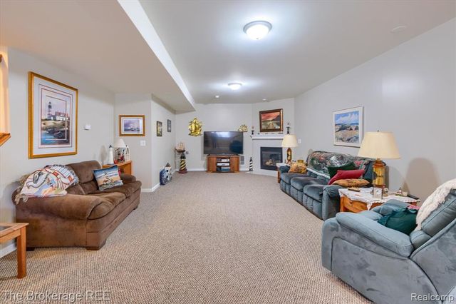 10047 Fox Run Drive, Davison, MI 48423
