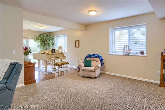 10047 Fox Run Drive, Davison, MI 48423