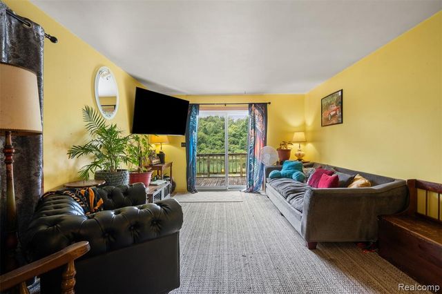 2650 N Lake George Road, Metamora, MI 48455