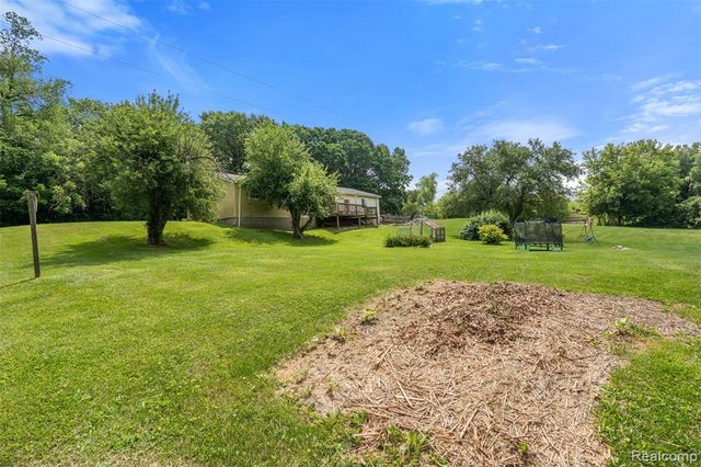 2650 N Lake George Road, Metamora, MI 48455