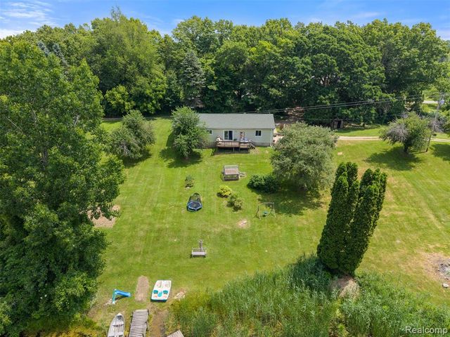 2650 N Lake George Road, Metamora, MI 48455