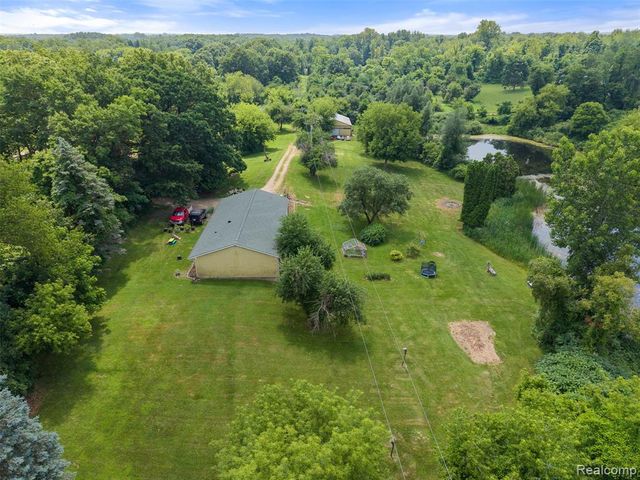 2650 N Lake George Road, Metamora, MI 48455