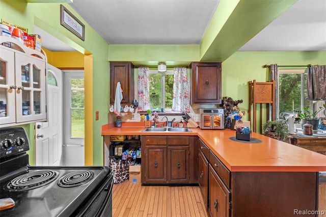 2650 N Lake George Road, Metamora, MI 48455