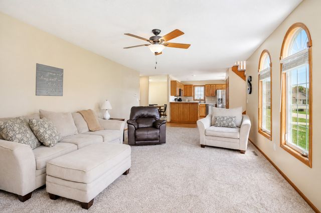 802 13th Street SE, Altoona, IA 50009