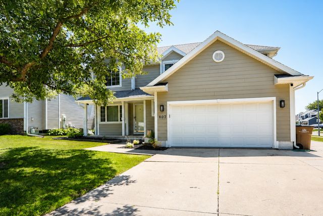 802 13th Street SE, Altoona, IA 50009