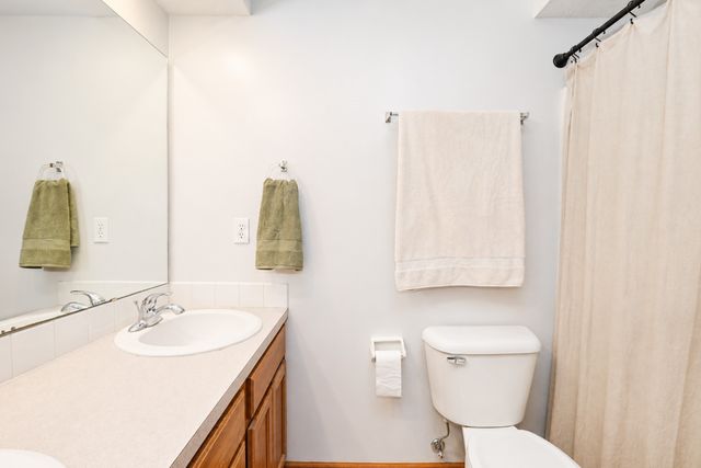 802 13th Street SE, Altoona, IA 50009