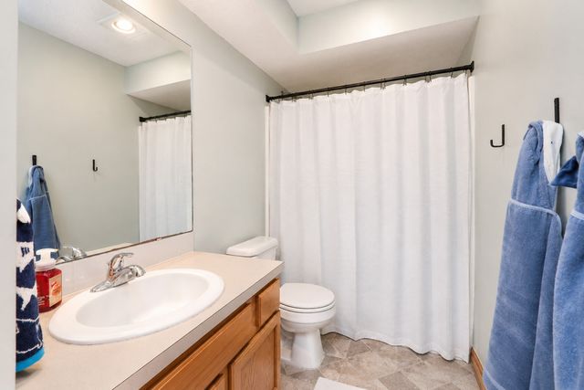 802 13th Street SE, Altoona, IA 50009