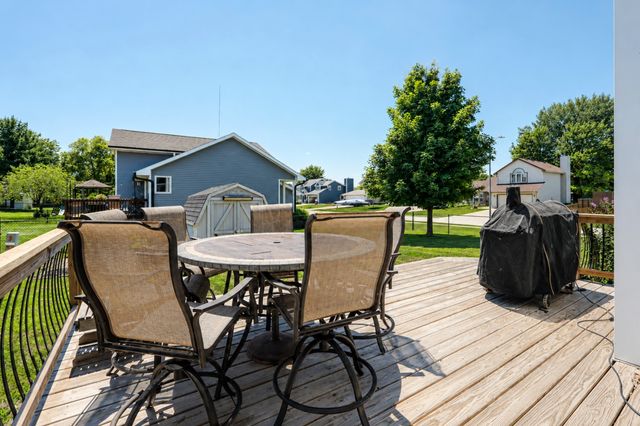 802 13th Street SE, Altoona, IA 50009