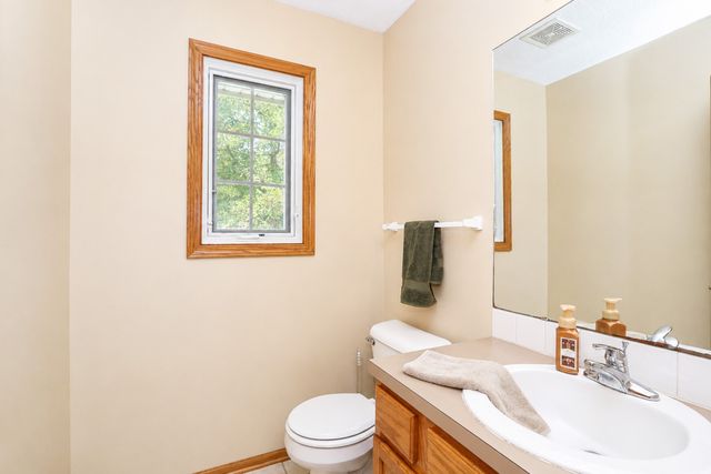 802 13th Street SE, Altoona, IA 50009