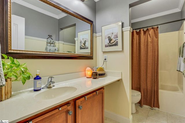 40 Stoneledges Lane, Taylors, SC 29687