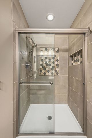11629 S Avenue J, Chicago, IL 60617