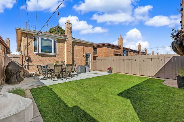 11629 S Avenue J, Chicago, IL 60617