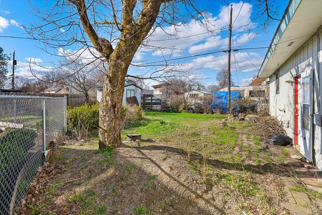 727 E Wabash Ave, Spokane, WA 99207