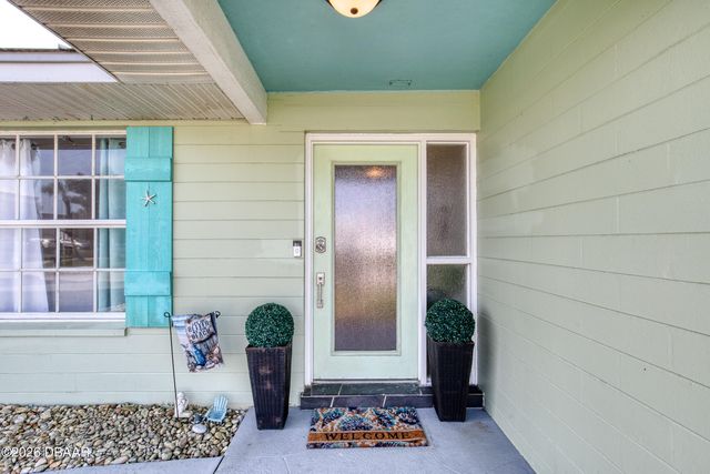 8 Surfside Drive, Ormond Beach, FL 32176