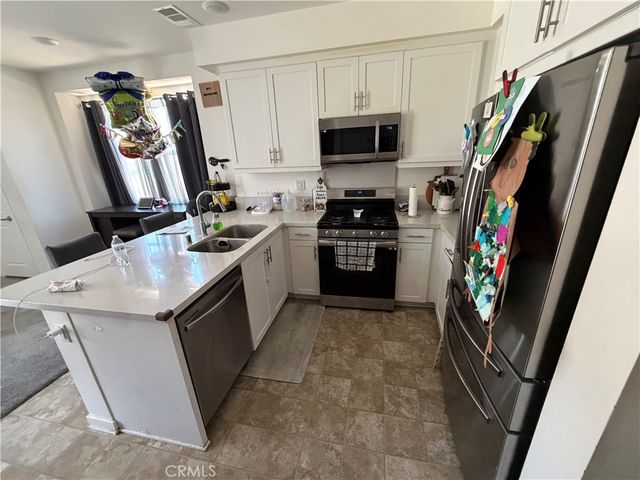 1374 Chervil Way, Upland, CA 91786