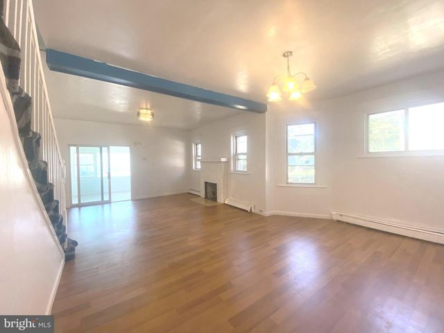 2241 KNORR ST, Philadelphia, PA 19149