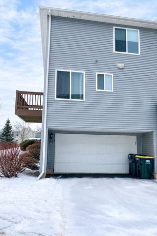 308 Niagara Drive, Volo, IL 60073