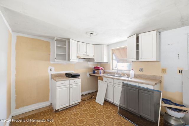 10 S Jackson Street, Beverly Hills, FL 34465