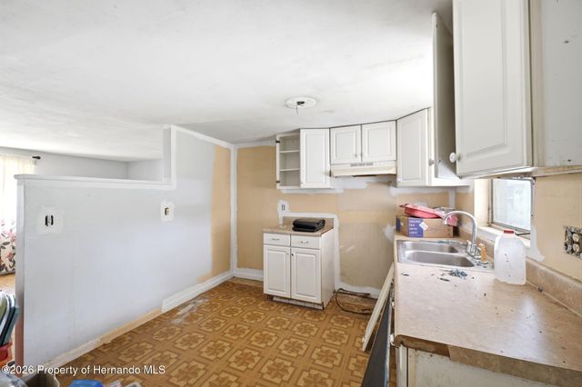 10 S Jackson Street, Beverly Hills, FL 34465