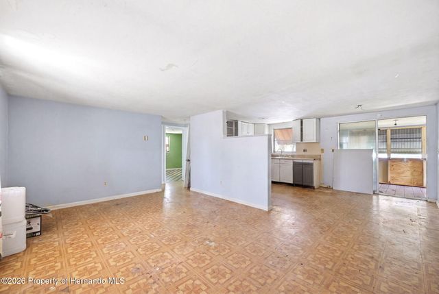 10 S Jackson Street, Beverly Hills, FL 34465