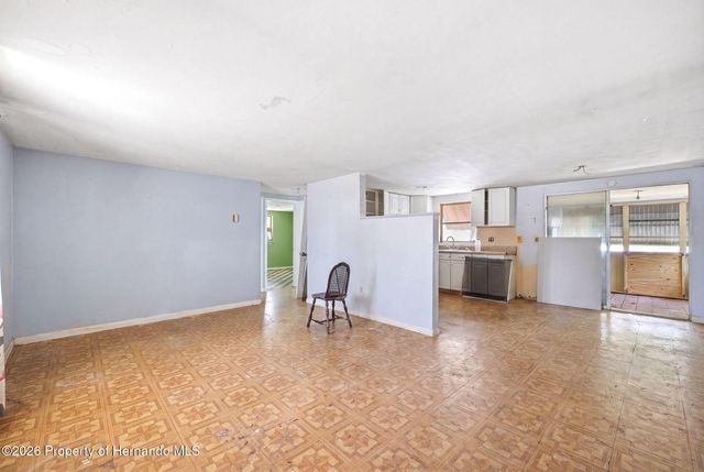 10 S Jackson Street, Beverly Hills, FL 34465