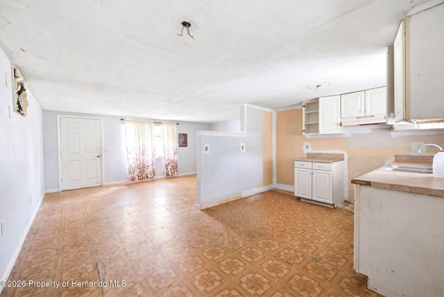 10 S Jackson Street, Beverly Hills, FL 34465
