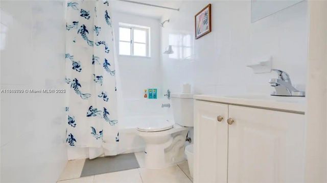 328 NW 12th Ave 8, Miami, FL 33128