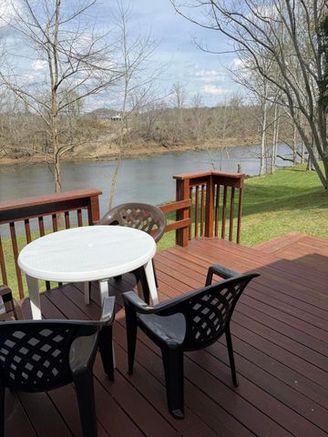 532 Campbells Ferry Lane, Jamestown, KY 42629