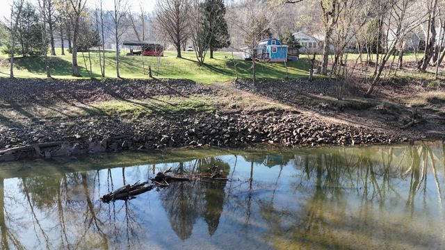 532 Campbells Ferry Lane, Jamestown, KY 42629