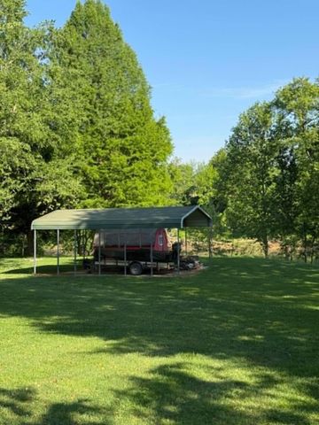 532 Campbells Ferry Lane, Jamestown, KY 42629